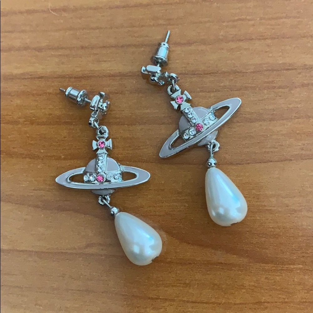 Vicente Westwood pearl drop earrings